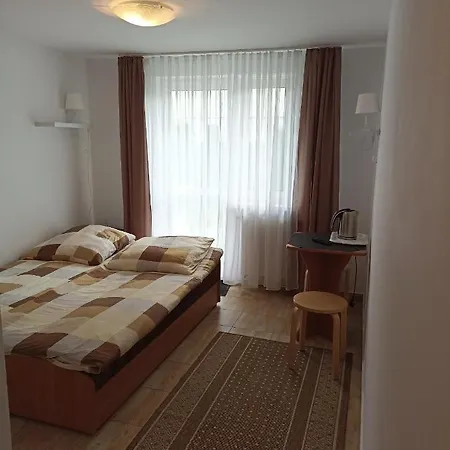 Kaczmarek Mielno, Pokoje Goscinne *
